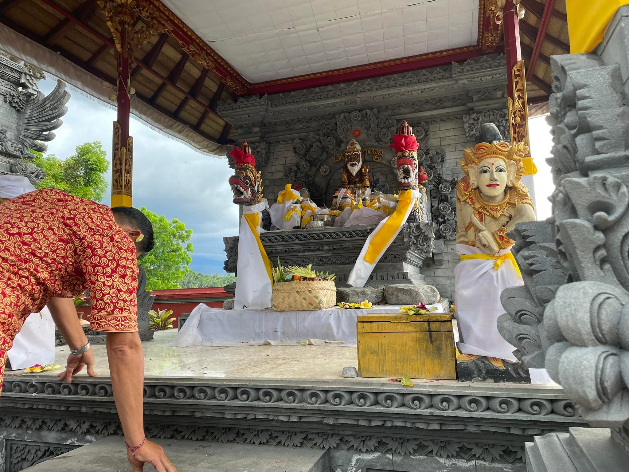 Tatkala ke Mataram Lombok, Jangan Lupa Bersembahyang ke Pura Gunung Baleku